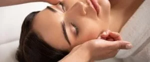 Likit Lifting(Sıvı Yüz Germe) Sıvı Yüz Liftingi (Sıvı İp Uygulaması) Nasıl Yapılır?